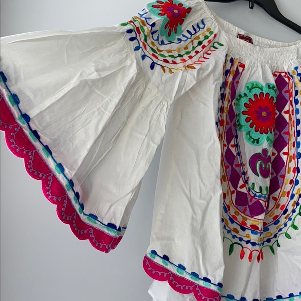 🌺Boho Handmade White Cotton Embroidered Top Sz S/M Quarter Flutter Bell Sleeve - Picture 5 of 10